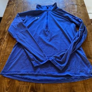 Under Armour HEATGEAR half zip. Good condition!